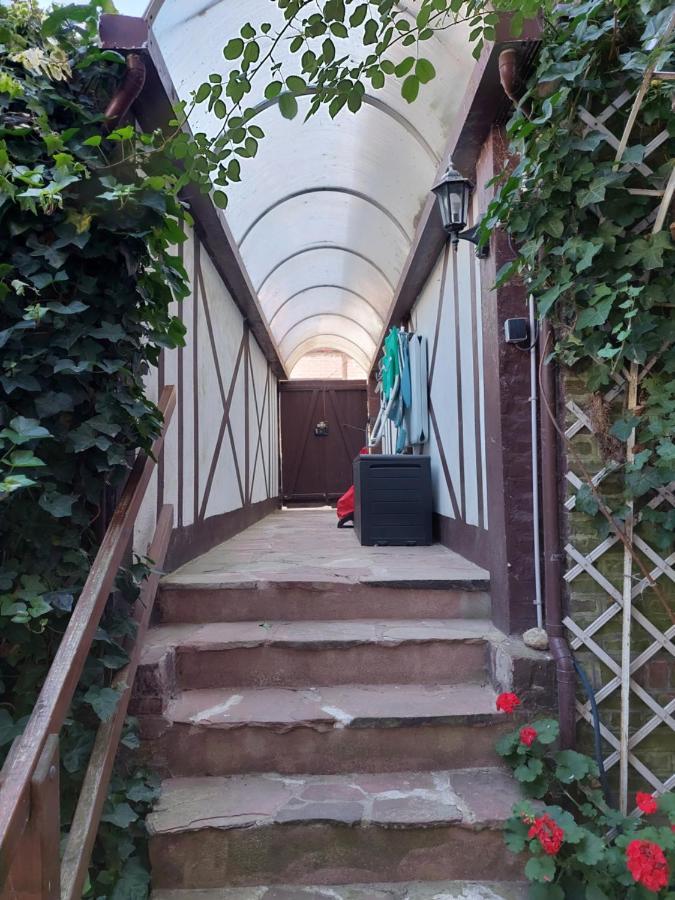 Comme Une Maison, Duplex Terrasse Hypercentre De Trouville Exterior foto